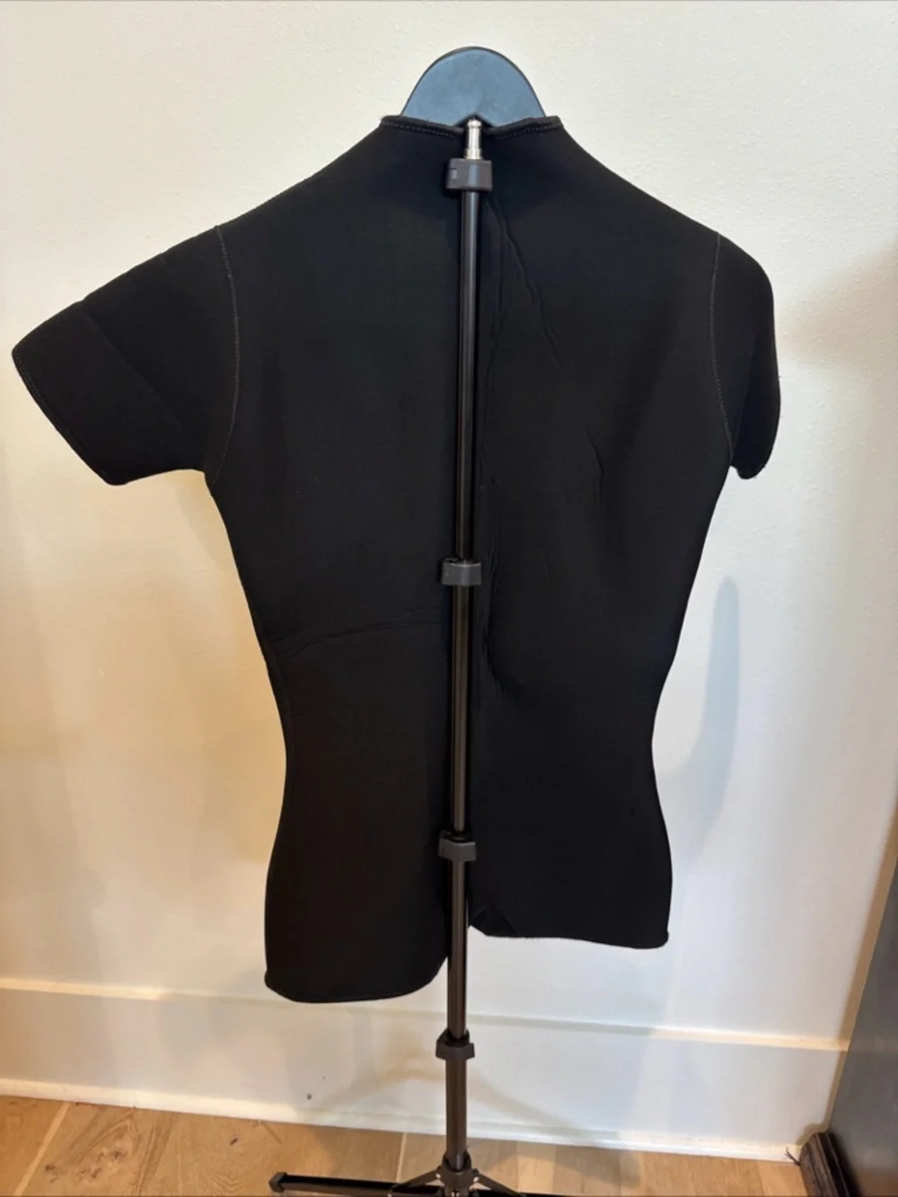 Fathom‎ Seaflex Neoprene Top with Red Interior